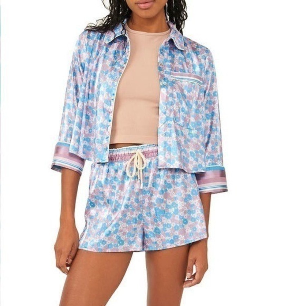 Free People Women's Pillow Talk‎ Floral Satin Short Pajamas - Size Large